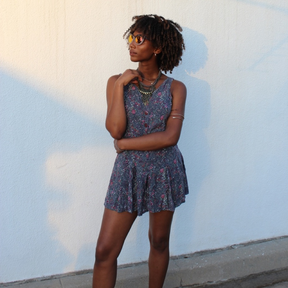 VINTAGE FLORAL ROMPER - Picture 2 of 4